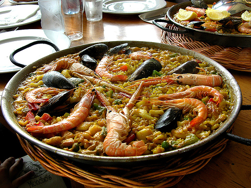 Paella Valenciana Paella Valenciana picture